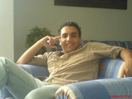 titi_69@hotmail.com